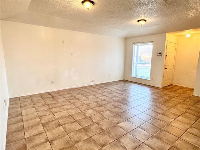 Foto del edificio - 3732 Hulen Park Cir