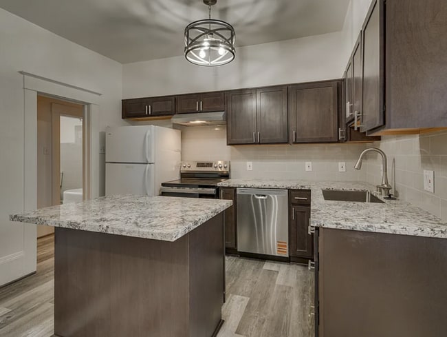 Building Photo - Beautiful Remodeled 2 Bedroom Home in Reno's Desirable Old Southwest