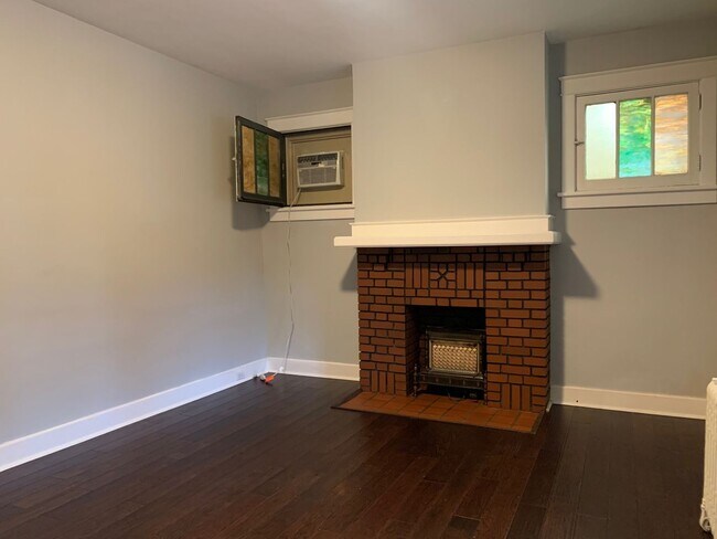 Building Photo - 5823 Stanton Avenue