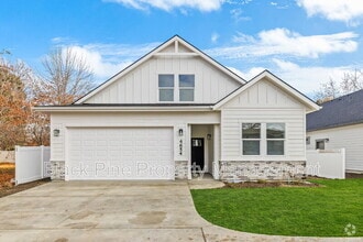 Building Photo - 4658 N Maple Grove Rd