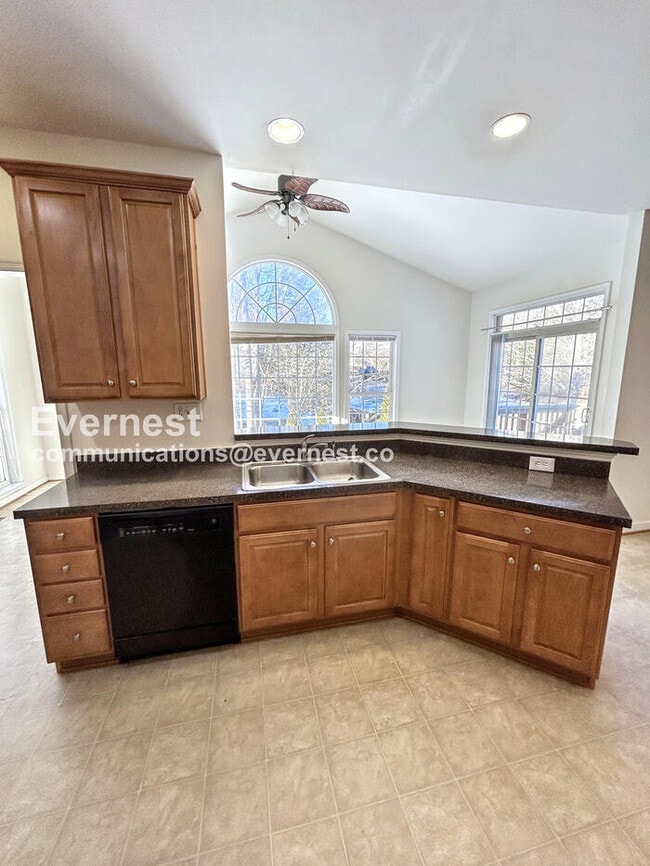 Building Photo - 1542 Jeffries Way