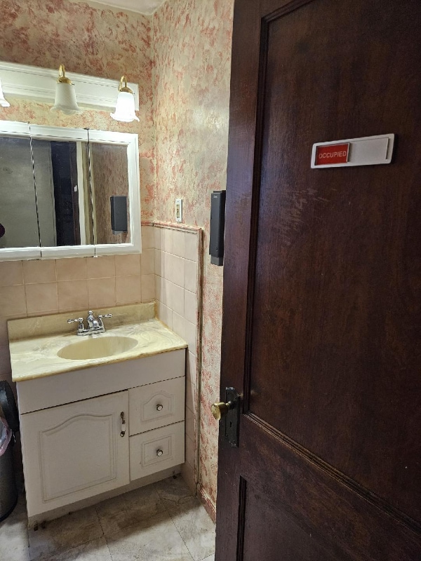 Foto del edificio - 3730 Erie St