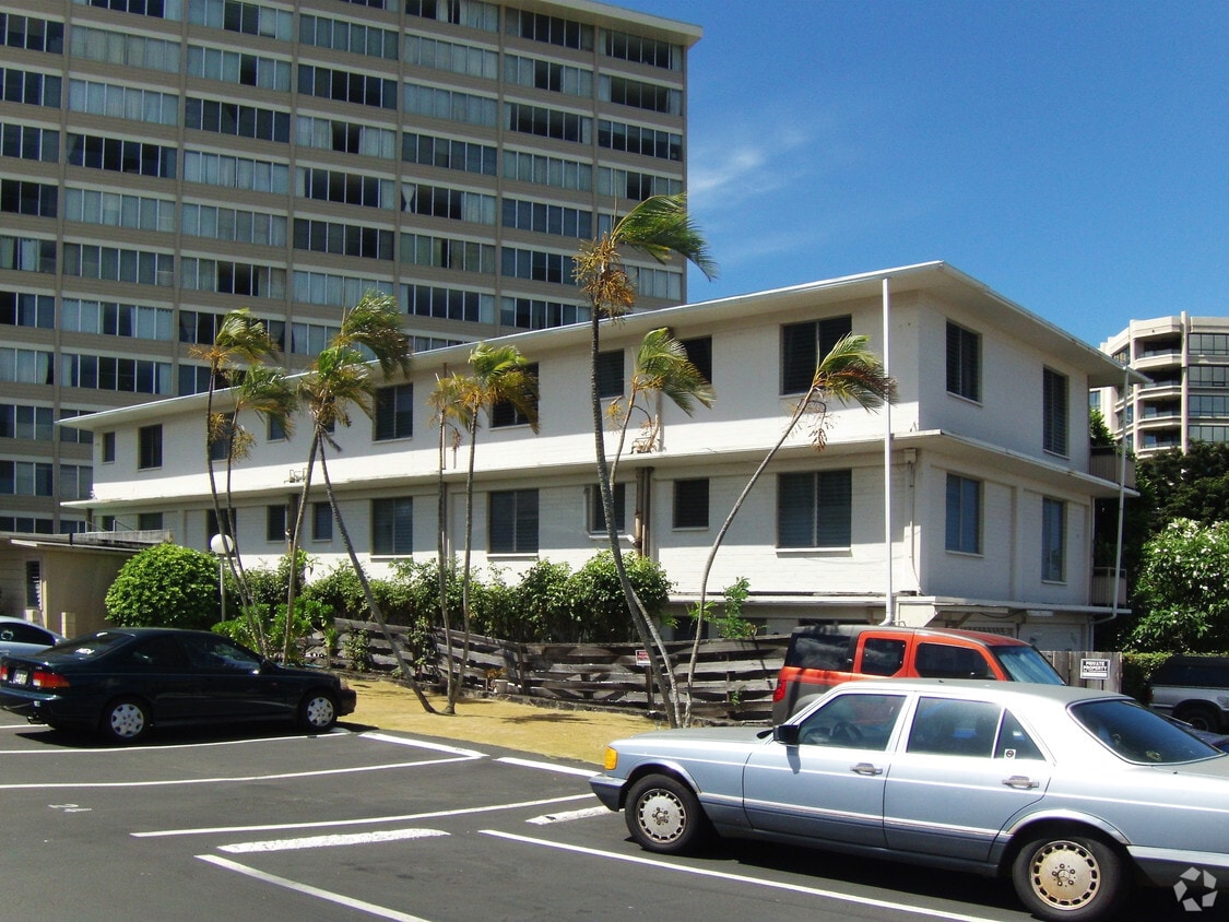Primary Photo - Anapuni Terrace Apartments