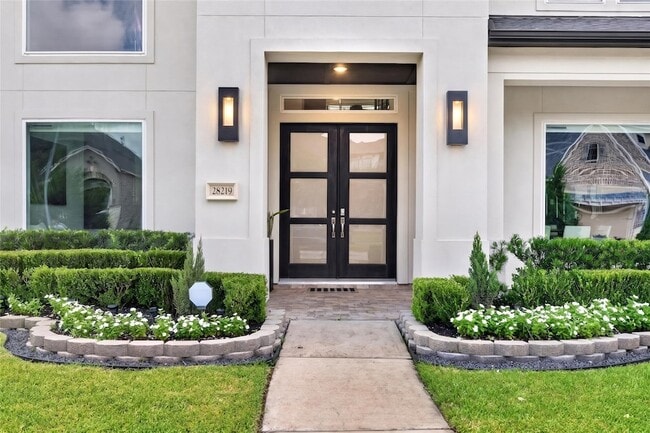 Foto del edificio - 28219 Enchanted Shores Ln