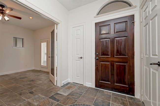 Foto del edificio - 5410 Rose St