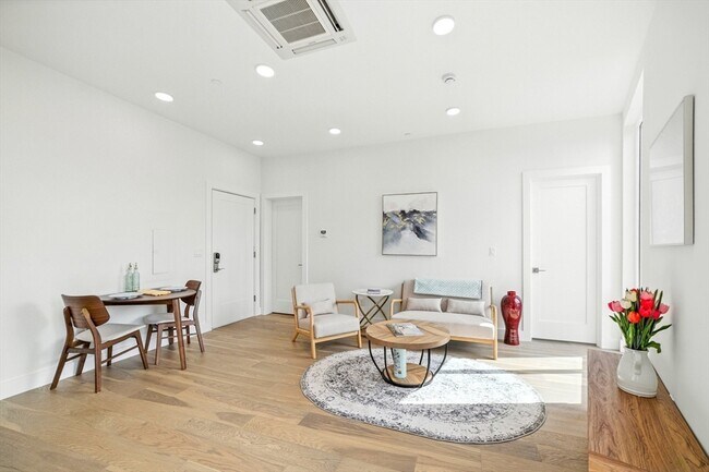 Foto del edificio - 38 Hichborn St