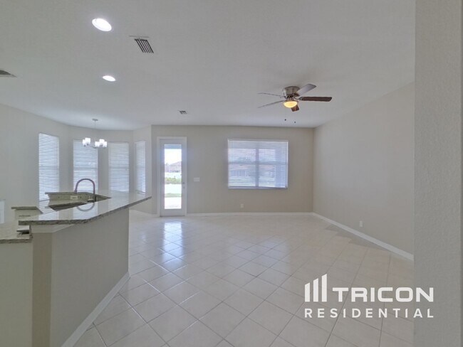 Foto del edificio - 8306 Moccasin Trail Dr