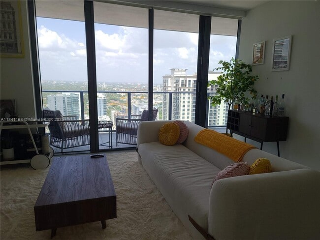 Building Photo - 1000 Brickell Plaza