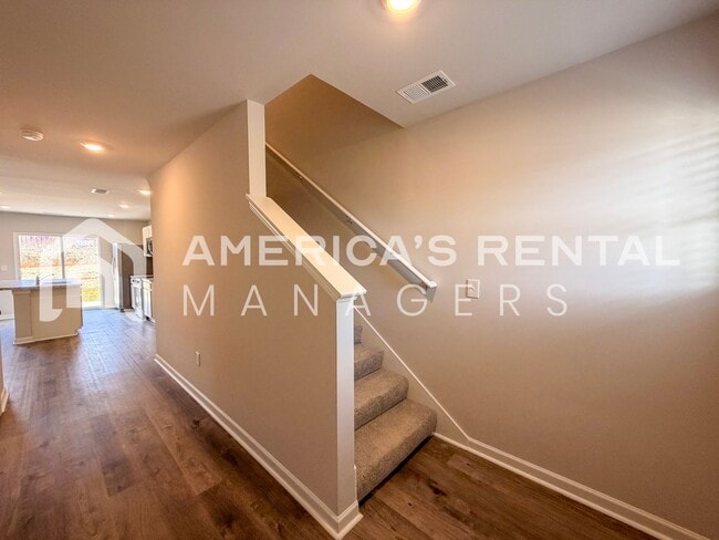 Building Photo - Brand New Living at Driftwood Townhomes!