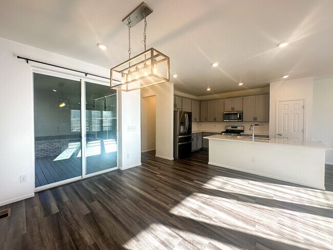 Building Photo - 17430 Pacific Peak Cir