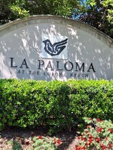 Building Photo - 920 La Palma Cir