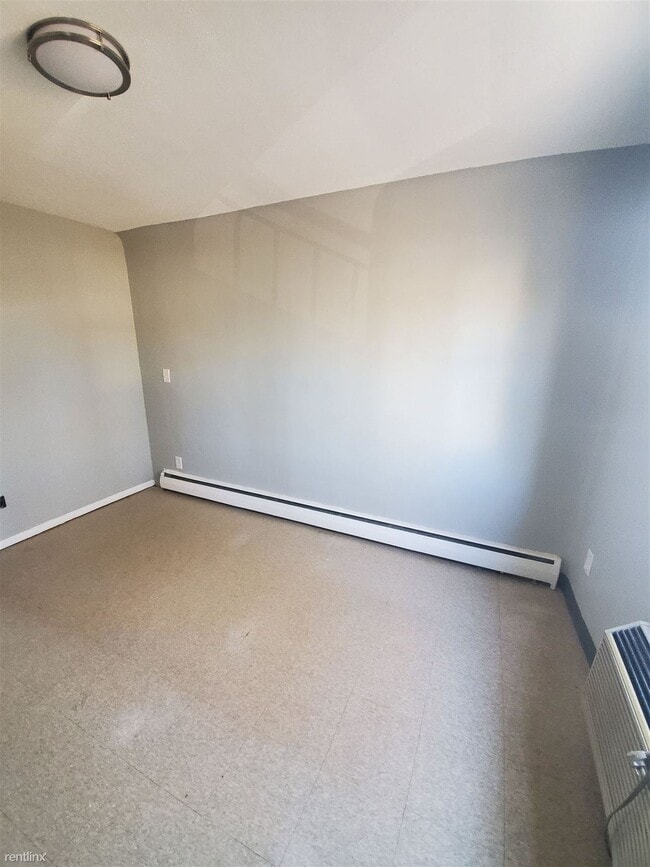 Building Photo - 1 br, 1 bath  - 898 Norman St 10B