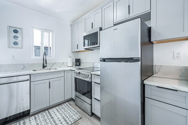 Foto del edificio - 21 S Venice Blvd