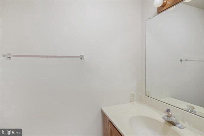 Foto del edificio - 468 Lynetree Dr