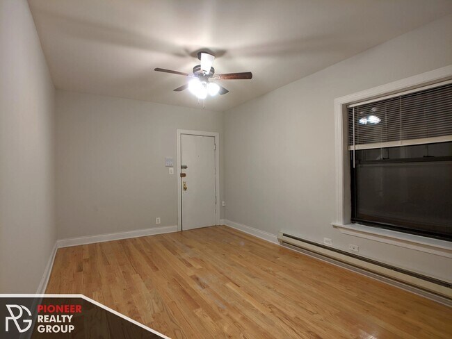 Foto del edificio - 2842 N Orchard St