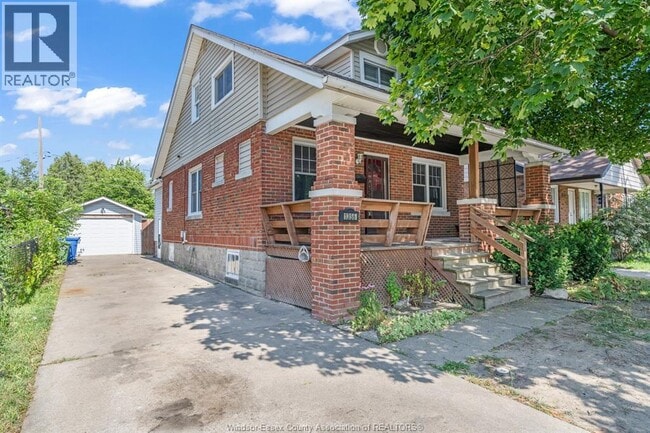 Building Photo - 1356 Pillette Rd