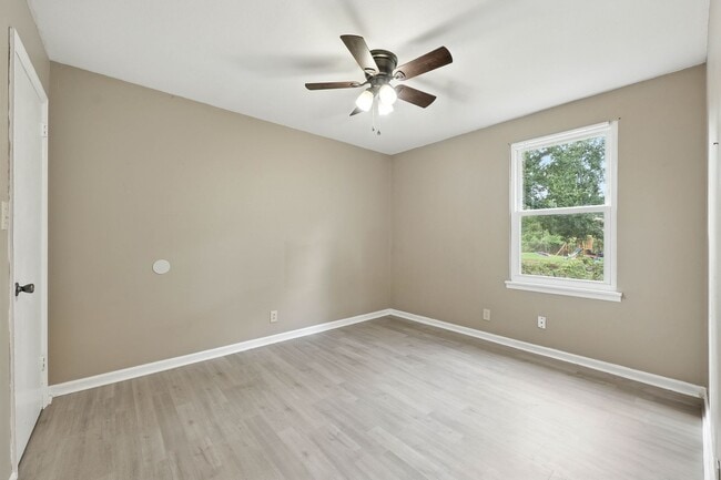 Building Photo - 412 Buckeye Ln