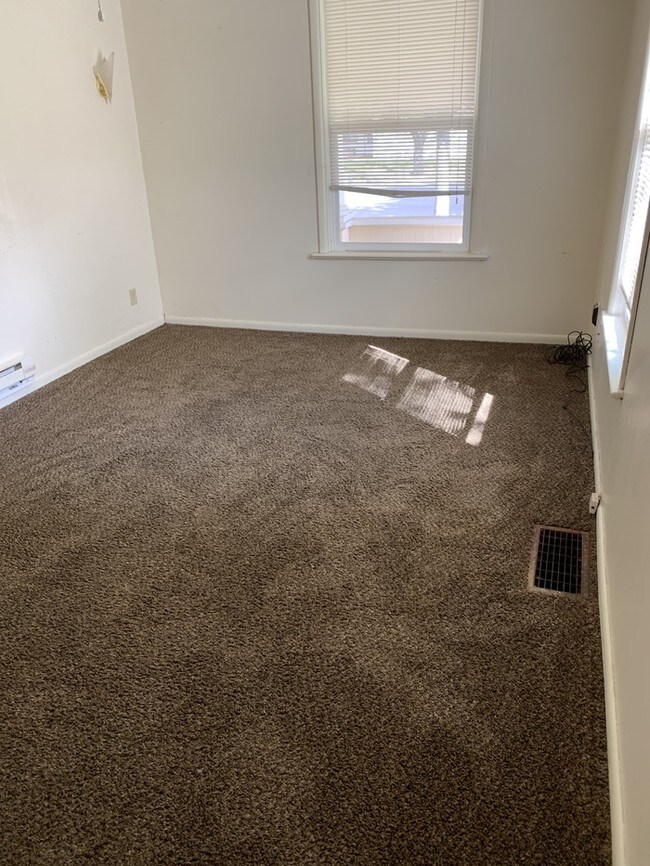 Building Photo - Nice one bedroom apartment