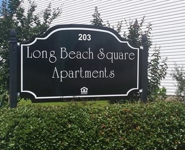 Building Photo - Long Beach Square