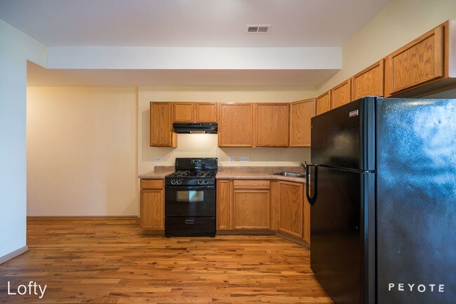 Foto del edificio - 2423 W Madison St