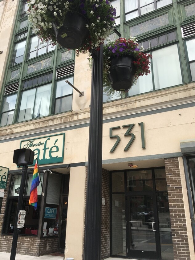 Primary Photo - 531 Main St