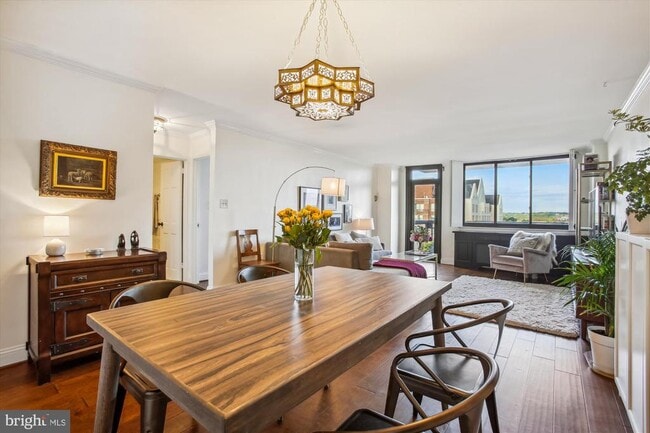 Foto del edificio - 801 S Pitt St