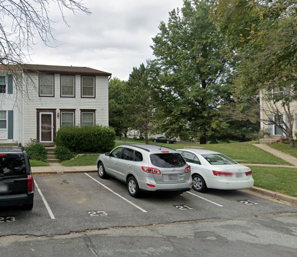 Foto del edificio - 11121 Captains Walk Ct