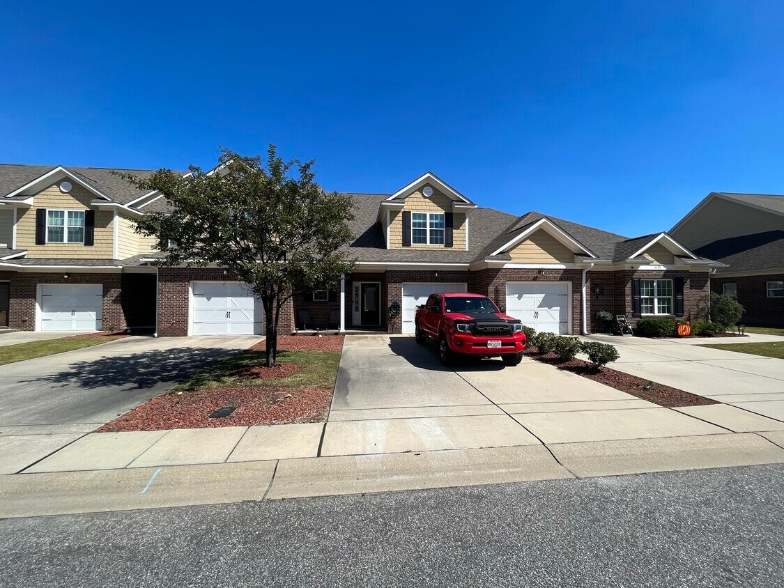 Foto principal - 1133 Braybrooke Pl