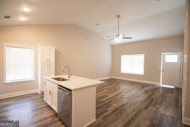 Foto del edificio - 106A Woodsedge Dr