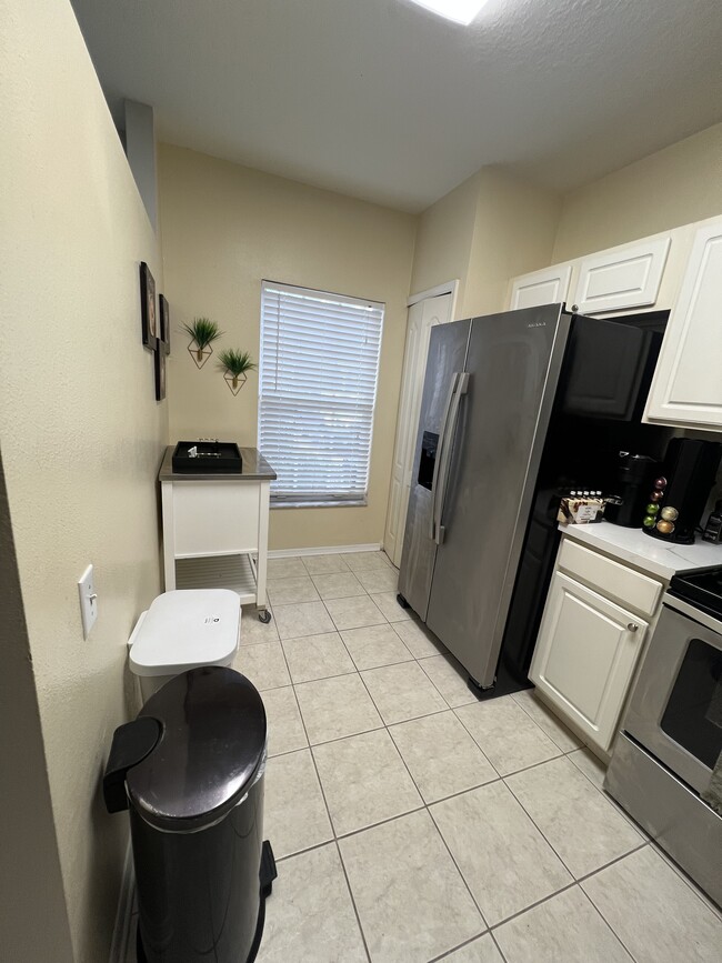 Foto del edificio - 1132 Kennewick Ct