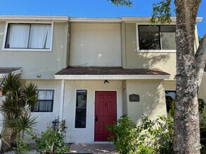 Building Photo - 5802 Channel Dr