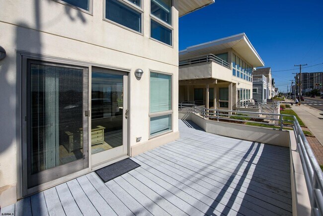 Foto del edificio - 3215 Atlantic Ave