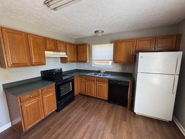 Building Photo - 2740 Hayden Park Ln