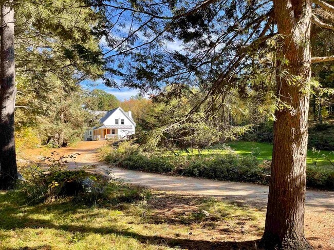 Building Photo - 48 Hersey Rd