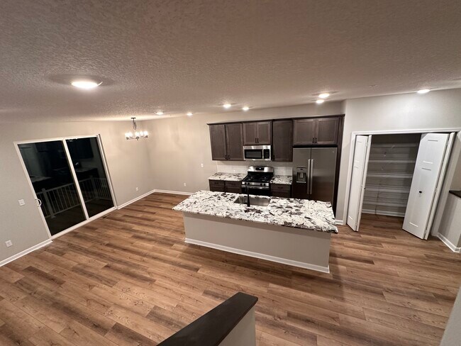 Kitchen & Dining - 13640 Marsh View Trl