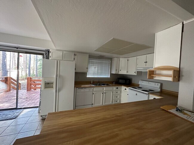 Building Photo - Hidden Gem in Peaceful Forest Setting- Pet...