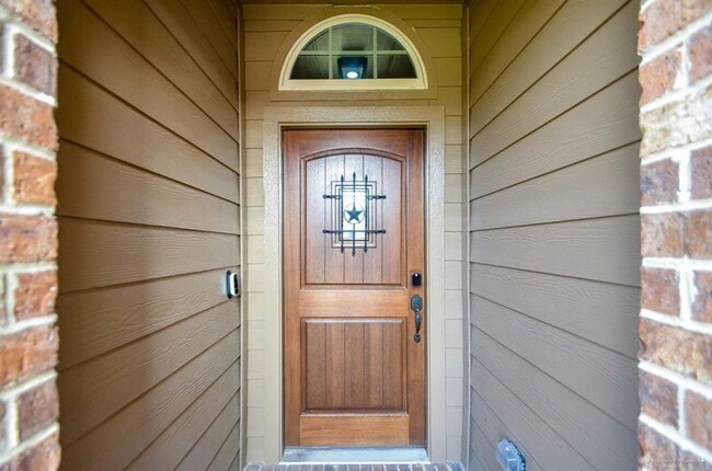 Foto del edificio - 2418 Grey Reef Dr