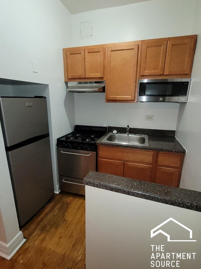 Photo - 948 West Cuyler Avenue #113 Apartment