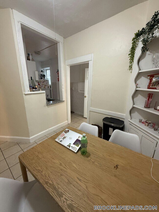 Foto del edificio - 322 St Paul St