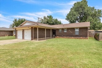 Building Photo - 4121 Monica Dr
