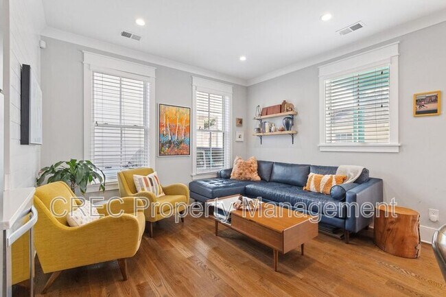 Foto del edificio - 3 1/2 Maranda Holmes St