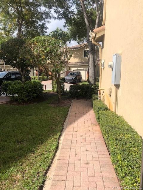 Foto del edificio - 4302 Vineyard Cir