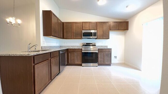 Foto del edificio - new 4BR duplex