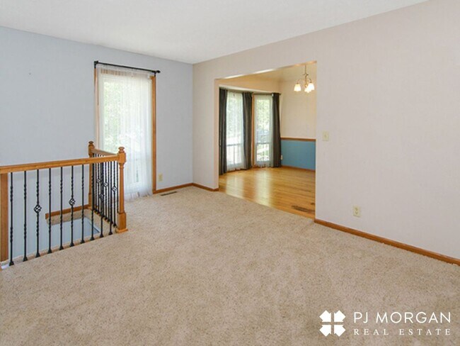 Foto del edificio - 16911 N Circle