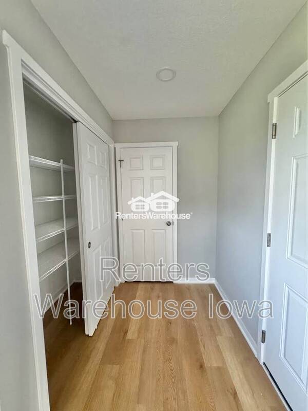 Building Photo - 1009 Adler Ct