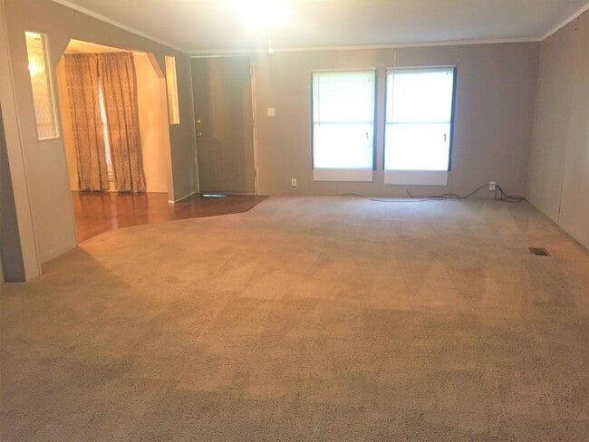 Building Photo - 8117 Delta Dr