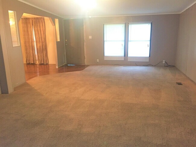 Foto del edificio - 8117 Delta Dr