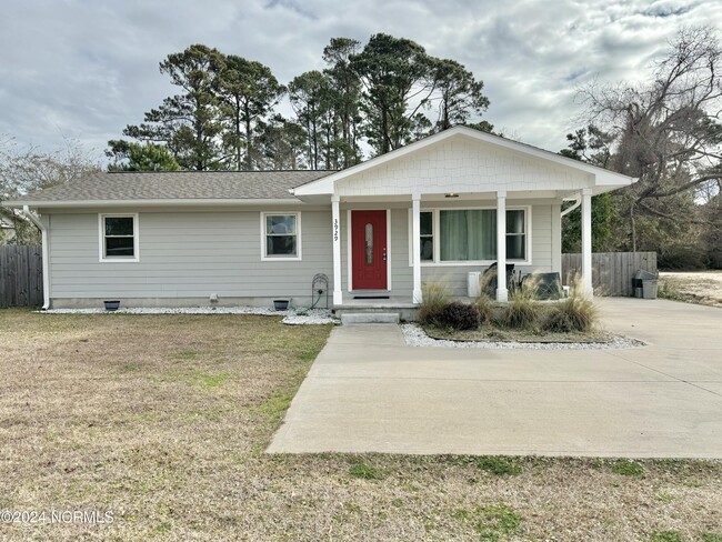 Foto del edificio - 3929 Masonboro Loop Rd