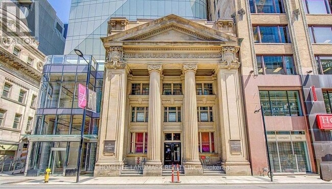 Photo du bâtiment - 197-4197 Yonge St