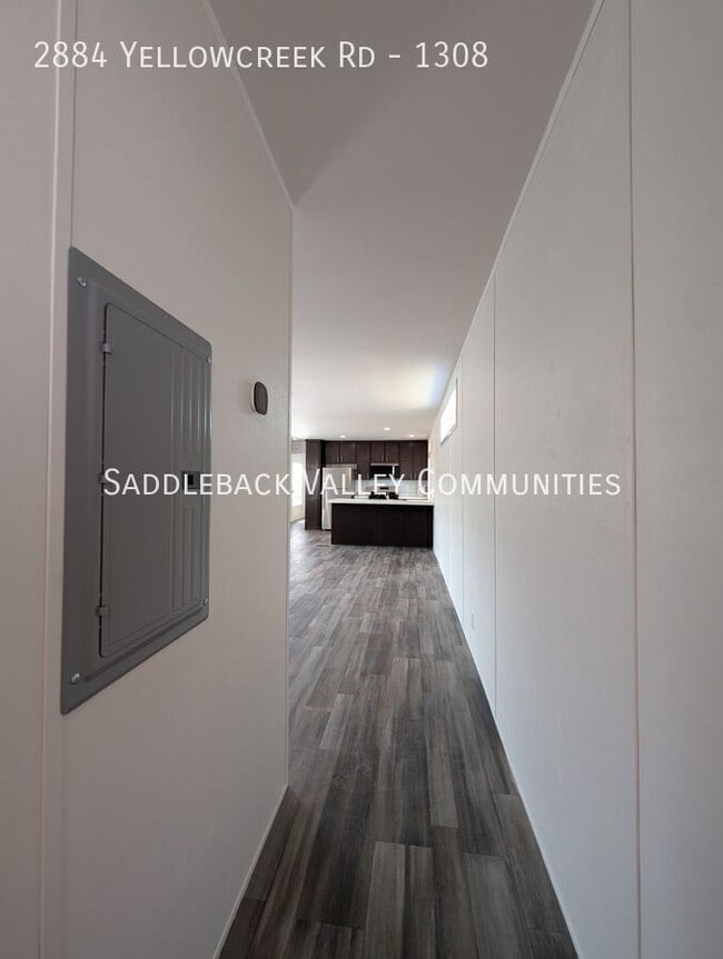Foto del edificio - 2884 Yellow Creek Rd